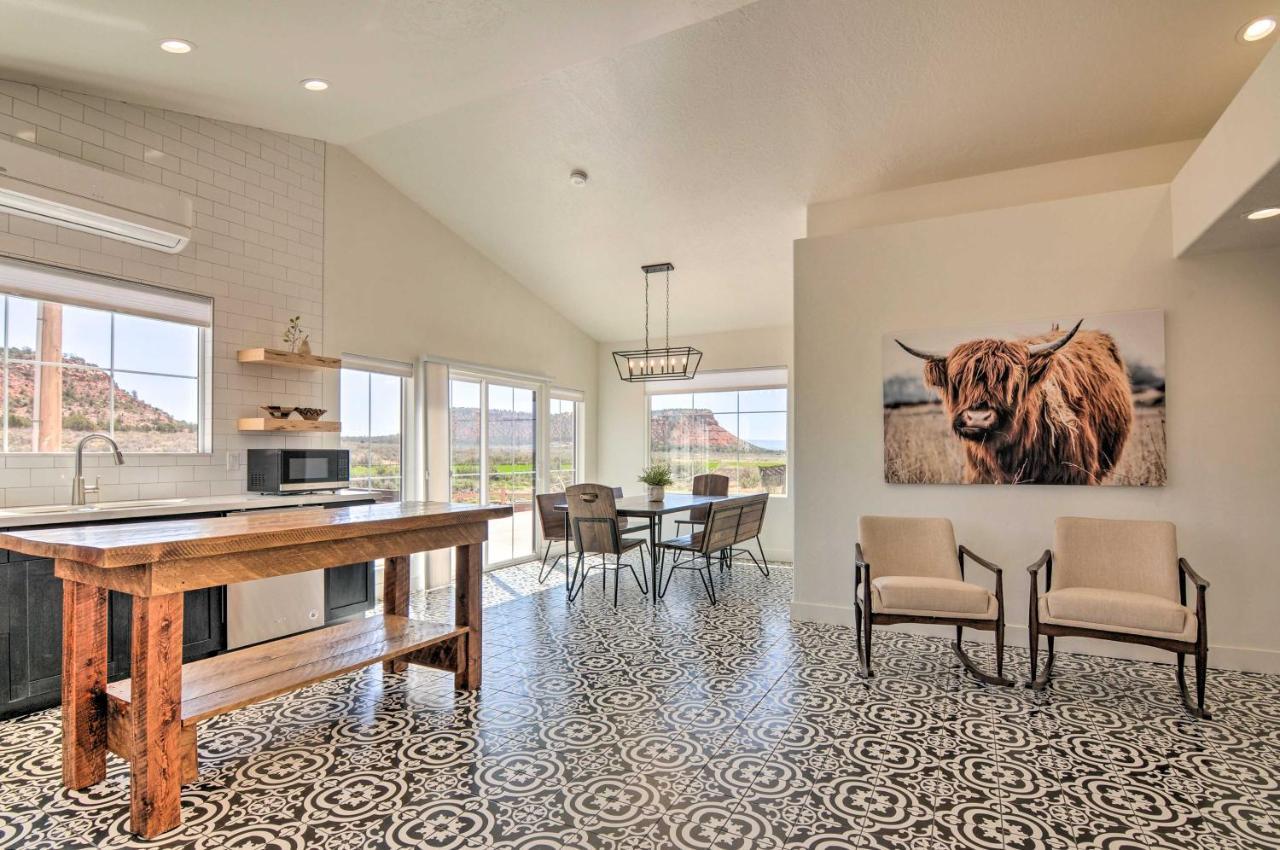 קנב Modern Ranch House With Fire Pit And Valley Views מראה חיצוני תמונה