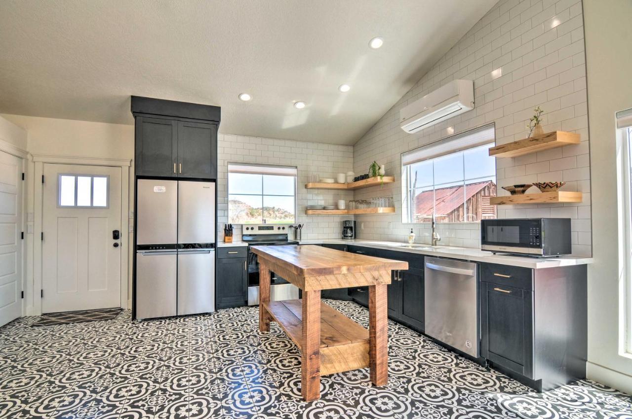 קנב Modern Ranch House With Fire Pit And Valley Views מראה חיצוני תמונה